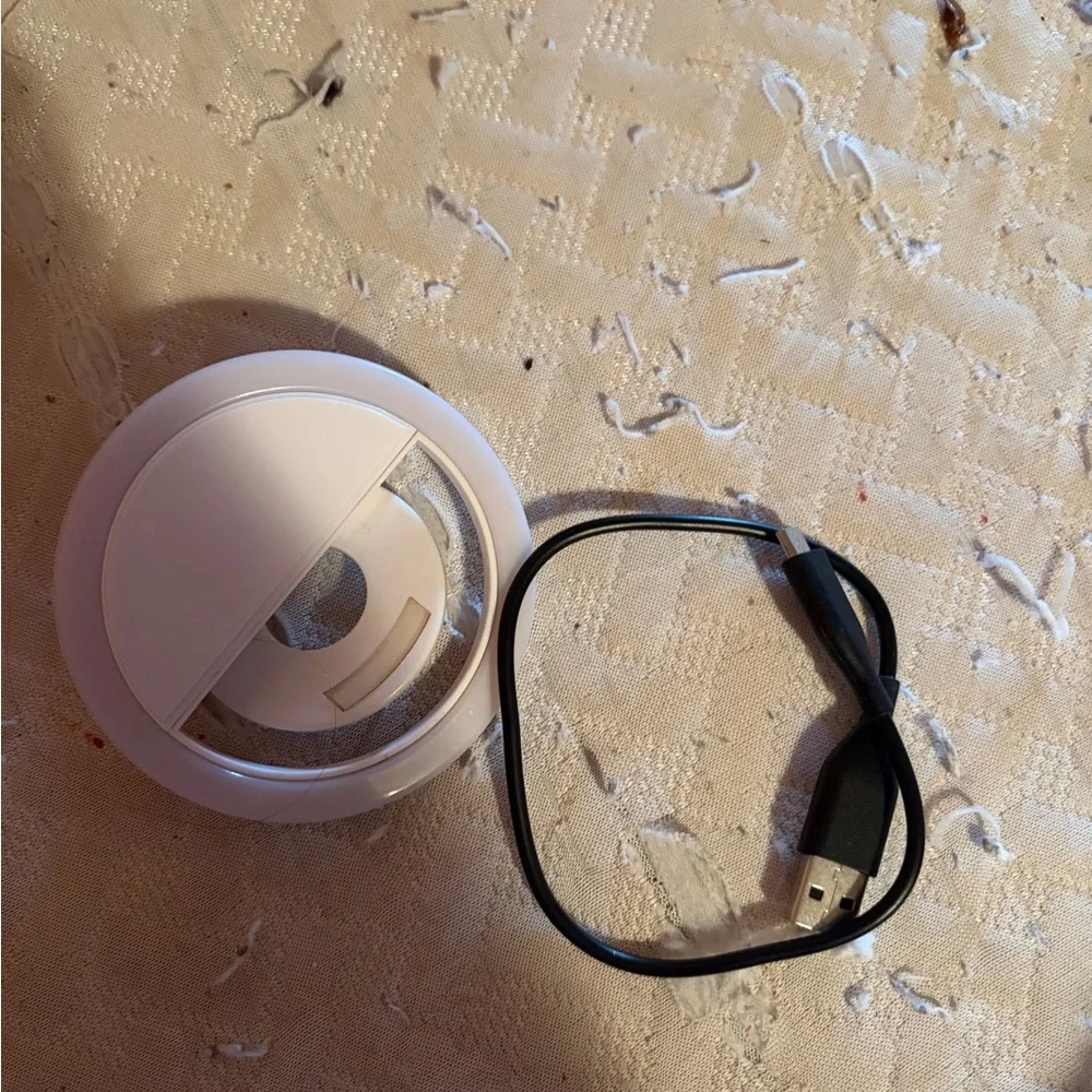 White Round Plastic Air Vent Cover